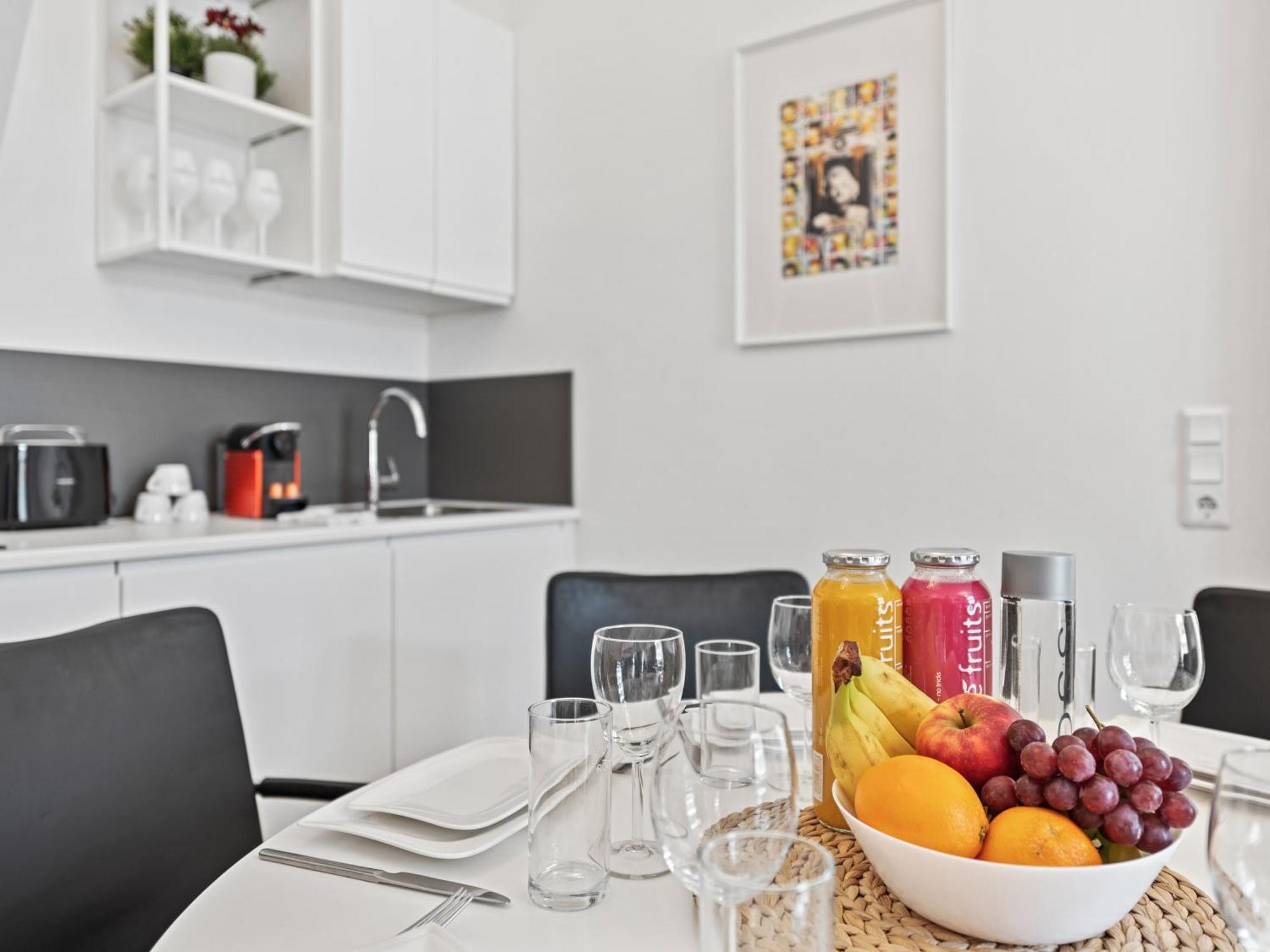 Sky9 Apartments City Center Wien Ngoại thất bức ảnh